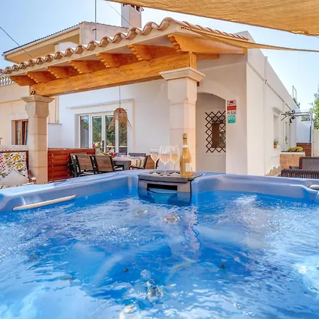 Casa Mediterranea Ferienhaus *